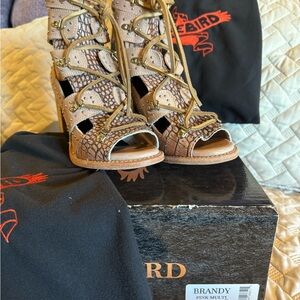 Freebird Brandy, pink multi, size 8